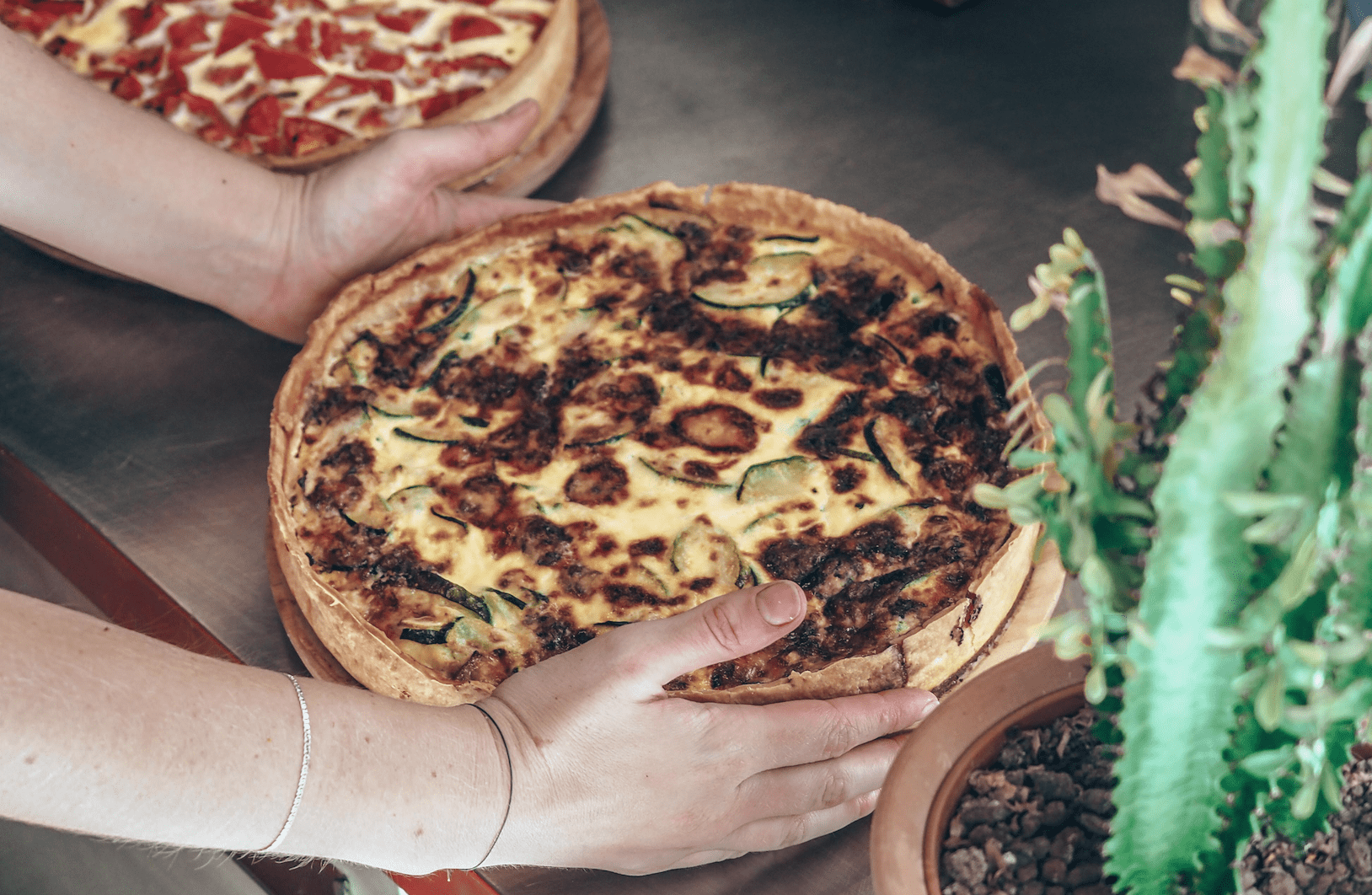 5 restos qui créent du lien avec les assos