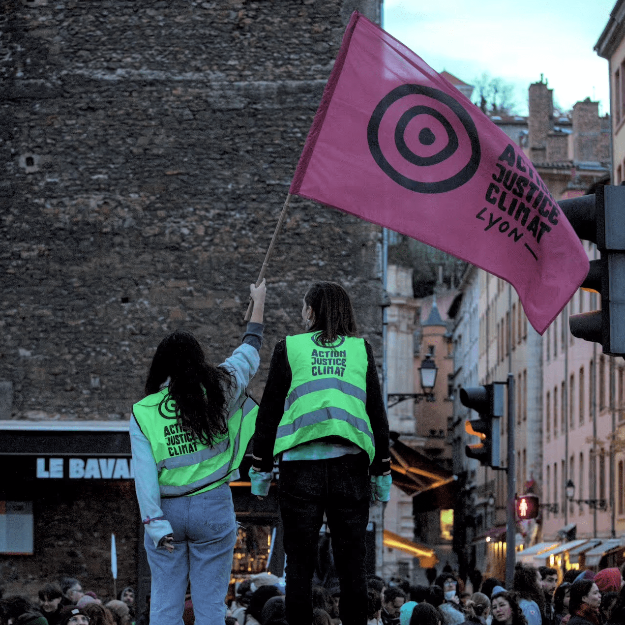 Menez des actions collectives pour une justice climatique et sociale