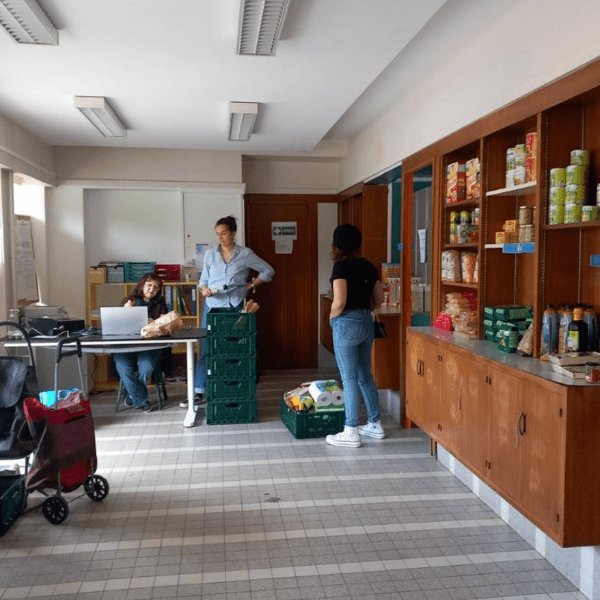 Rendez accessibles des produits de qualité dans une épicerie sociale et solidaire