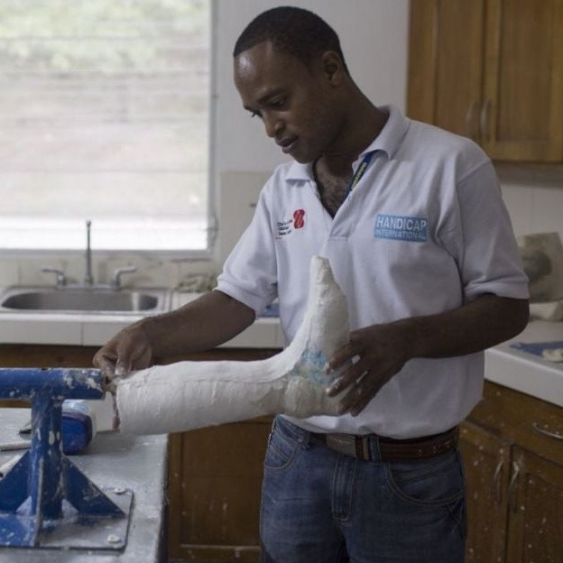 Remettez sur pied des prothèses de jambe