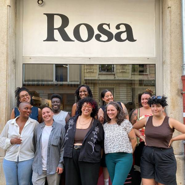 Passez derrière le comptoir d’un café culturel féministe et queer