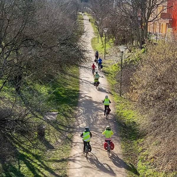 Animez des sorties conviviales à vélo à la découverte du patrimoine local